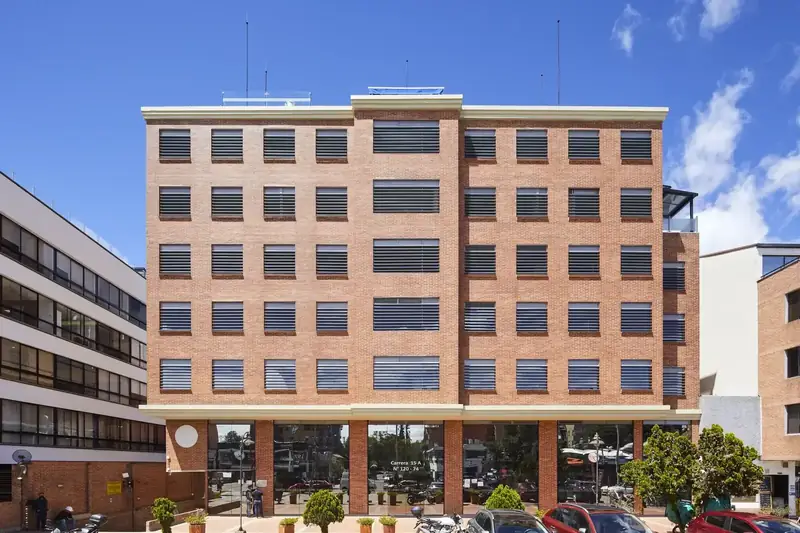 Oficinas Bogotá — vista 03